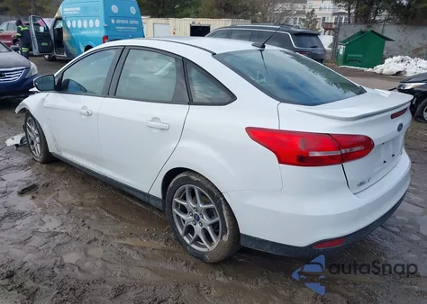 2015 Ford Focus Se из США, поврежденный, VIN 1FADP3F23FL377961